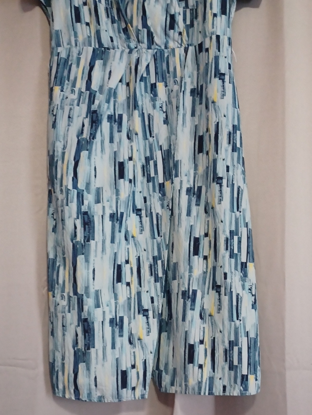 89th&Madison Short Sleeve Faux Wrap Midi Dress Pockets Sz M Elastic Waist Blue - Picture 7 of 15